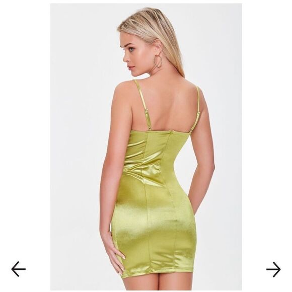 ⭐️FOREVER 21 Satin Bodycon Mini Dress⭐️ - Picture 4 of 10